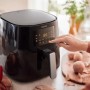 Philips Airfryer HD9252/70 Friggitrice ad aria 4 Litri, Timer e controllo della temperatura, 13 Impostazioni di cottura, Bianca