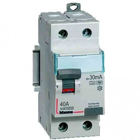 Interruttore magnetotermico 40A Bticino FN84B40 4P Quadripolare, 4 Moduli  DIN, 6 kA, Curva B, MADE IN ITALY
